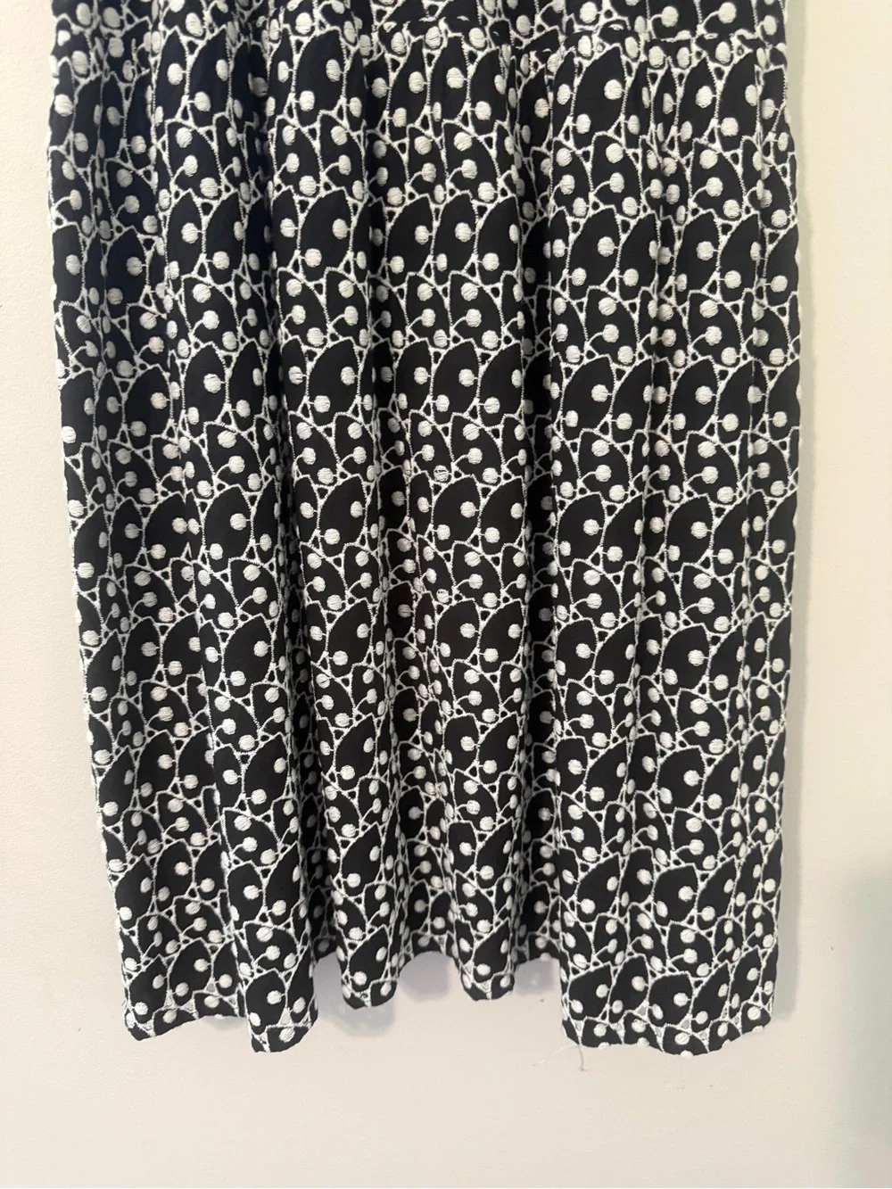 LOFT Black White Embroidery Eyelet Smocked Midi Dress flutter sleeve petite XS